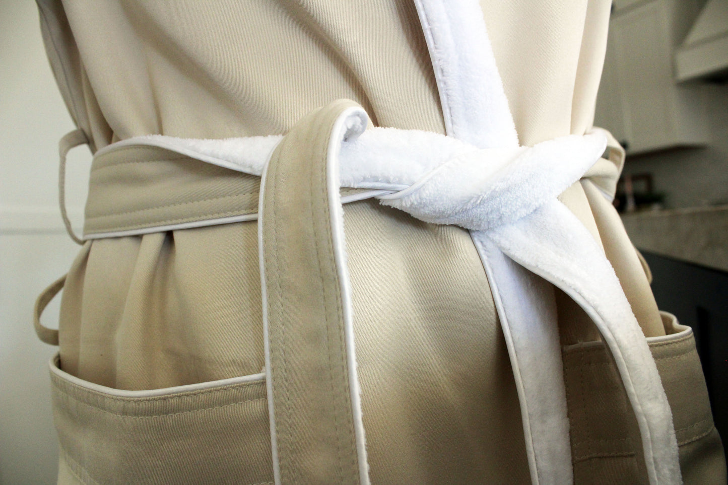 Spa Robe Microfiber Twill with Ultra Soft Plush Lining for Men and Women